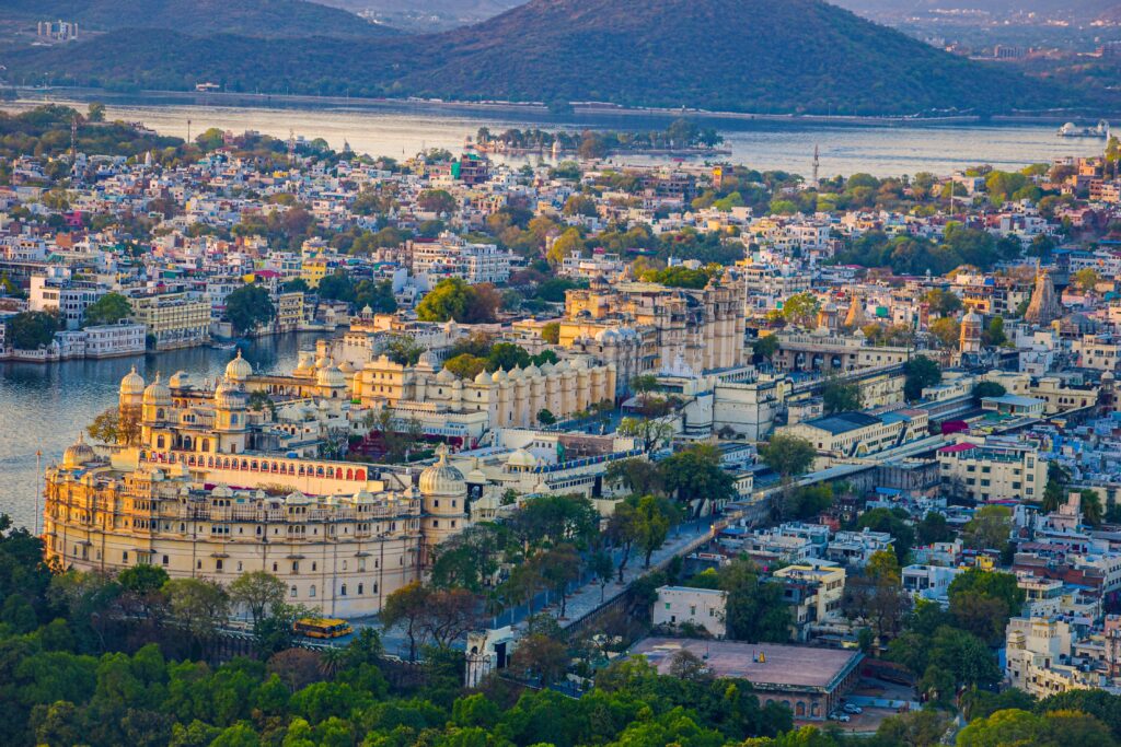 Panoramic view of Udaipur City Palace and Lake Pichola, Rajasthan, India